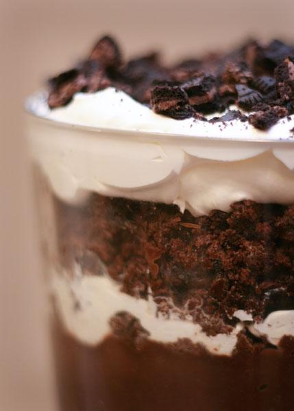 ultimate-chocolate-brownie-trifle-cake ultimate-chocolate-brownie-trifle-cake