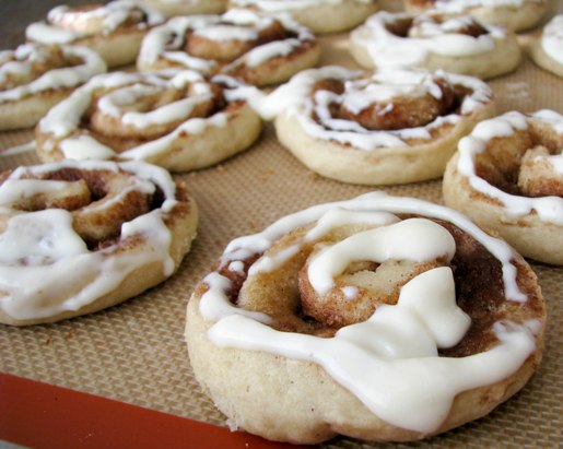 cinnamon-bun-sugar-cookies cinnamon-bun-sugar-cookies