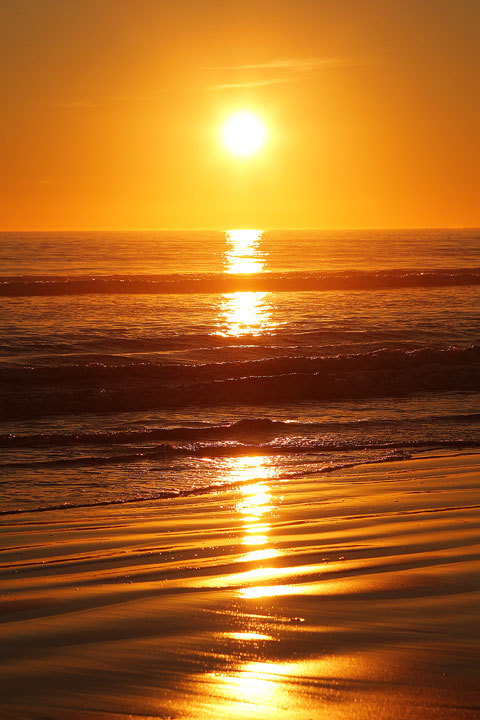 Sunset Over the Ocean Image of a Sunset Over the Ocean