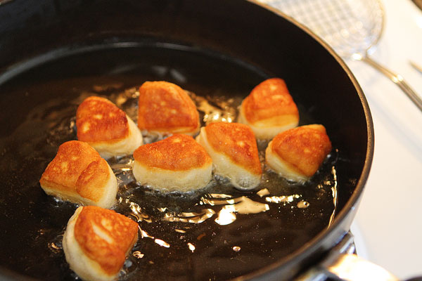 Biscuit Beignets with Praline Sauce Biscuit Beignets with Praline Sauce