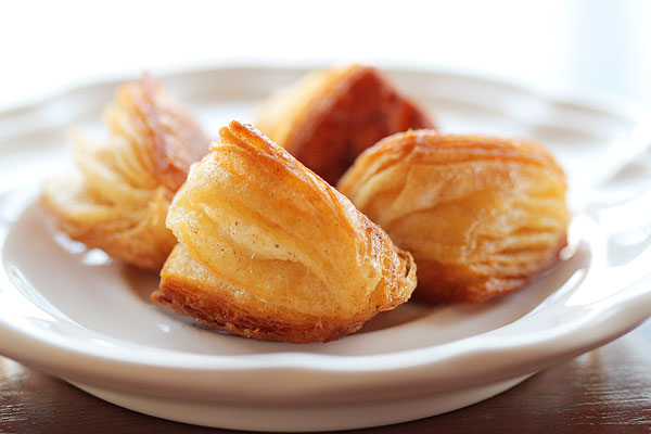Biscuit Beignets with Praline Sauce Biscuit Beignets with Praline Sauce