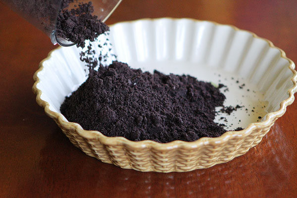 Peanut Butter Oreo Ice Cream Pie Peanut Butter Oreo Ice Cream Cake - An Easy Homemade Ice Cream Cake Recipe