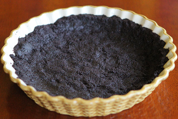 Peanut Butter Oreo Ice Cream Pie Peanut Butter Oreo Ice Cream Cake - An Easy Homemade Ice Cream Cake Recipe
