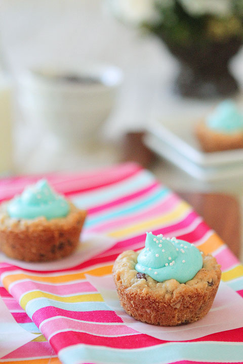 Baby Blue Chocolate Chip Oatmeal Cookie Cups | A Baby Shower for Maria Baby Blue Chocolate Chip Oatmeal Cookie Cups | A Baby Shower for Maria