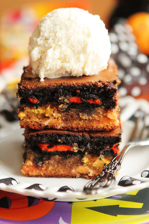 Ultimate Halloween Peanut Butter Oreo Brownie Bar Ultimate Halloween Peanut Butter Oreo Brownie Bar