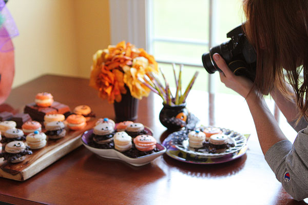 Halloween French Macarons | Failproof Step by Step Photo Recipe & Tutorial Halloween French Macarons | Failproof Step by Step Photo Recipe & Tutorial