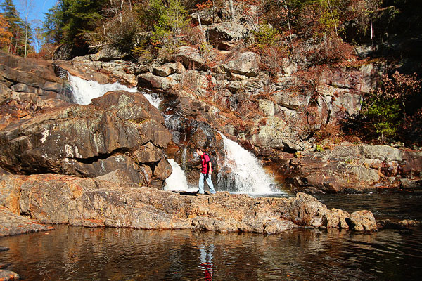 Blue Ridge, Georgia Fall Weekend Getaway. Hiking, Cabins & Waterfalls. Blue Ridge, Georgia Fall Weekend Getaway. Hiking, Cabins & Waterfalls.