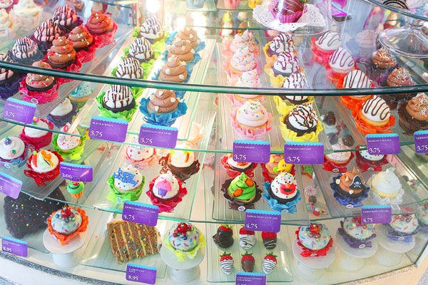 Wonderland Bakery, Newport Beach, California Wonderland Bakery, Newport Beach, California