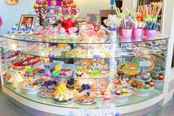 Wonderland Bakery, Newport Beach, California Wonderland Bakery, Newport Beach, California