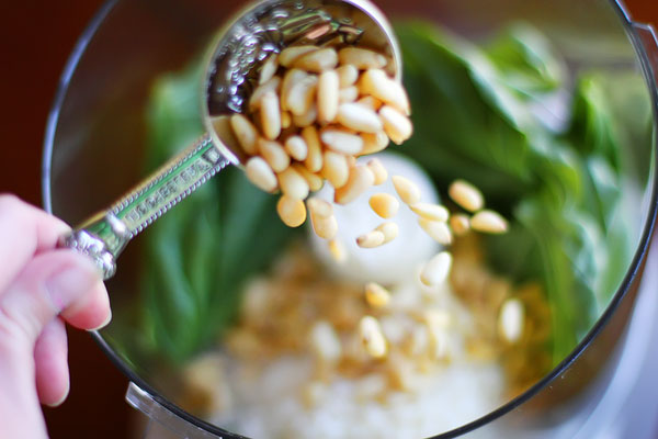 Pioneer Woman Pasta with Pesto Cream Sauce Recipe Pioneer Woman Pasta with Pesto Cream Sauce Recipe