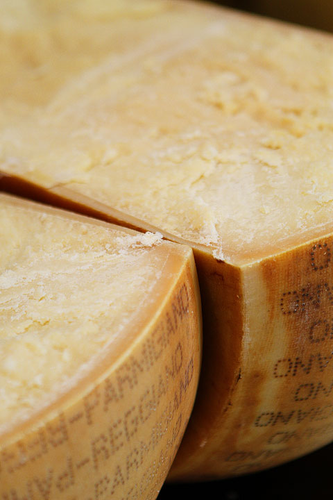 Parmigiano Reggiano Taste-Testing at Casearia Sant'Anna Parmigiano Reggiano Taste-Testing at Casearia Sant'Anna
