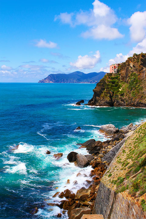 Manarola and Riomaggiore, Cinque Terre, Italy Manarola and Riomaggiore, Cinque Terre, Italy
