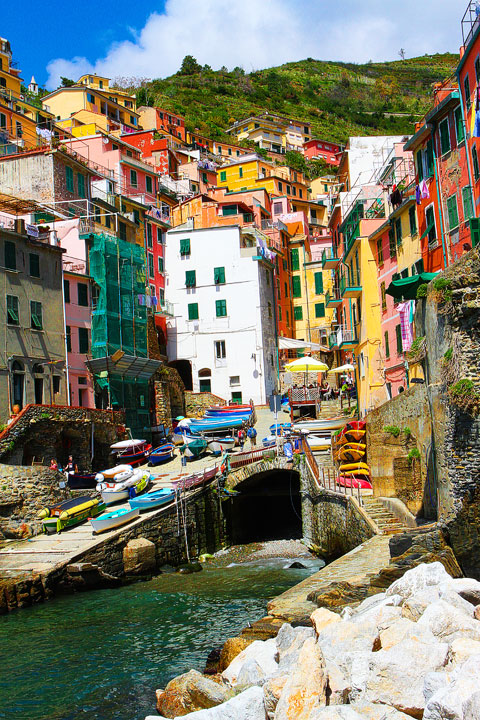Manarola and Riomaggiore, Cinque Terre, Italy Manarola and Riomaggiore, Cinque Terre, Italy