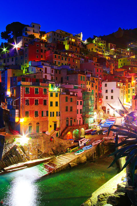 Manarola and Riomaggiore, Cinque Terre, Italy Manarola and Riomaggiore, Cinque Terre, Italy