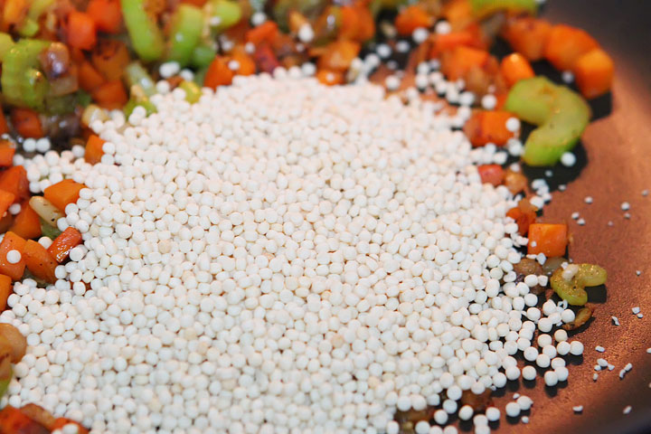 Easy Chicken and Couscous Skillet Dinner Easy Chicken and Couscous Skillet Dinner