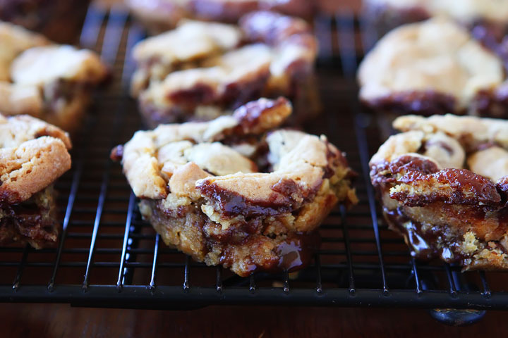 Ganache Stuffed Banana Pudding Cookie Muffins Ganache Stuffed Banana Pudding Cookie Muffins