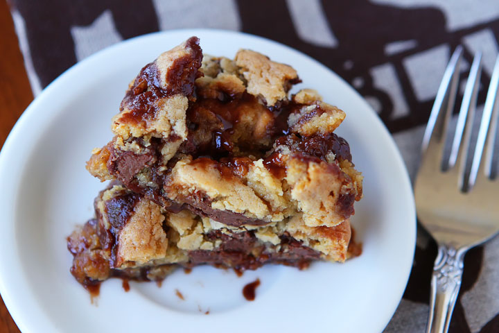 Ganache Stuffed Banana Pudding Cookie Muffins Ganache Stuffed Banana Pudding Cookie Muffins