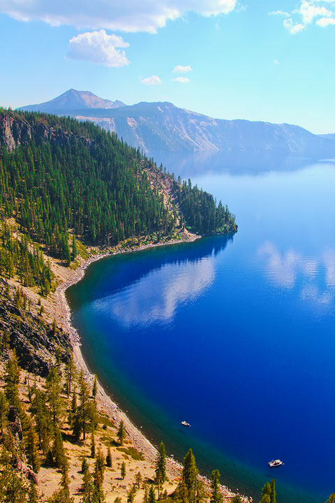 { PHOTOS } Crater Lake, Oregon: Home of the remarkably blue, crystal clear waters of the nation's deepest lake. www.kevinandamanda.com #travel { PHOTOS } Crater Lake, Oregon: Home of the remarkably blue, crystal clear waters of the nation's deepest lake. www.kevinandamanda.com #travel