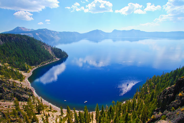 { PHOTOS } Crater Lake, Oregon: Home of the remarkably blue, crystal clear waters of the nation's deepest lake. www.kevinandamanda.com #travel { PHOTOS } Crater Lake, Oregon: Home of the remarkably blue, crystal clear waters of the nation's deepest lake. www.kevinandamanda.com #travel