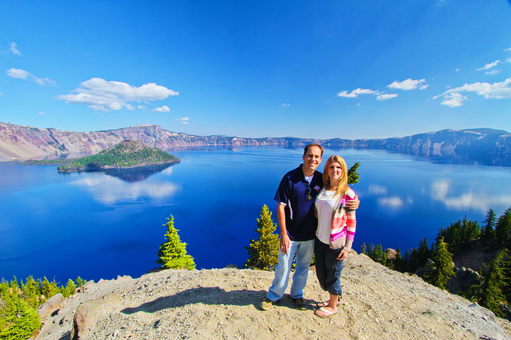 { PHOTOS } Crater Lake, Oregon: Home of the remarkably blue, crystal clear waters of the nation's deepest lake. www.kevinandamanda.com #travel { PHOTOS } Crater Lake, Oregon: Home of the remarkably blue, crystal clear waters of the nation's deepest lake. www.kevinandamanda.com #travel