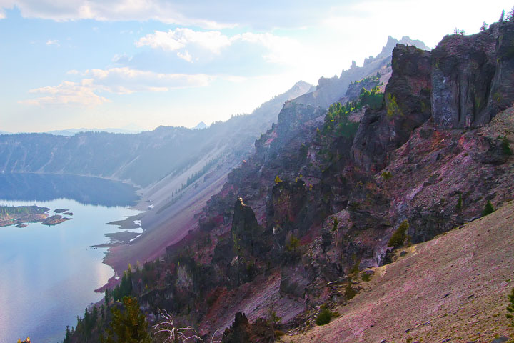 { PHOTOS } Crater Lake, Oregon: Home of the remarkably blue, crystal clear waters of the nation's deepest lake. www.kevinandamanda.com #travel { PHOTOS } Crater Lake, Oregon: Home of the remarkably blue, crystal clear waters of the nation's deepest lake. www.kevinandamanda.com #travel