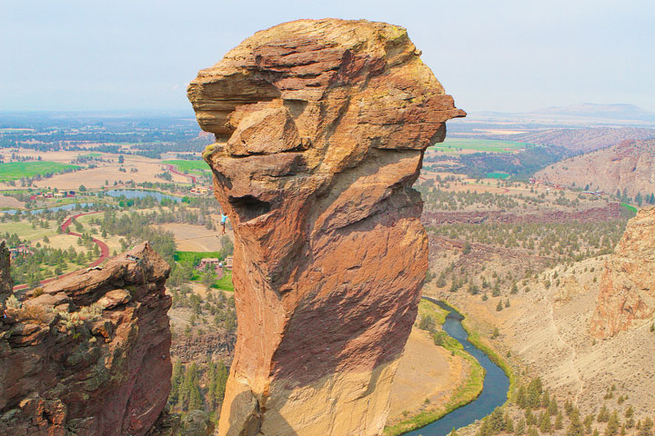 Smith Rock State Park in Bend, Oregon Smith Rock State Park in Bend, Oregon