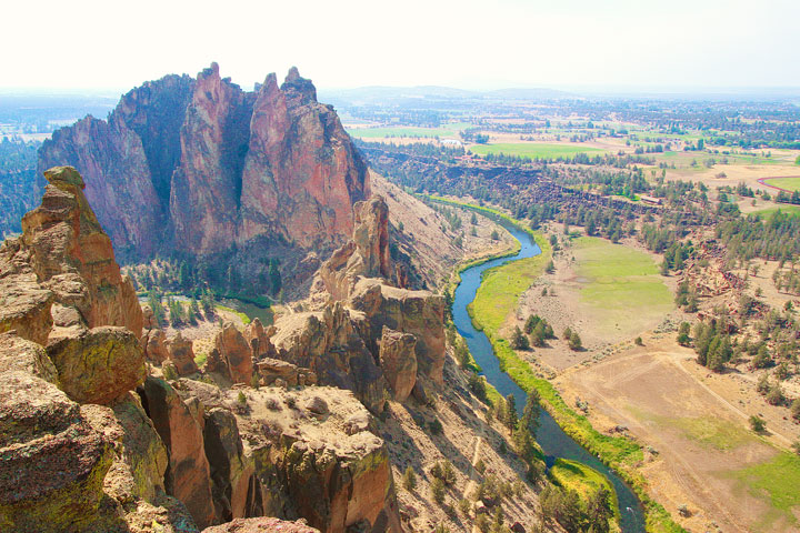 Smith Rock State Park in Bend, Oregon Smith Rock State Park in Bend, Oregon