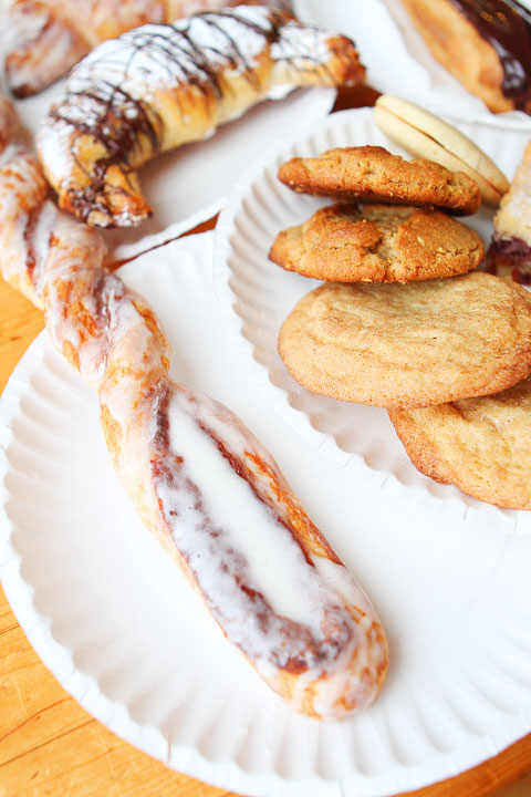 Breakfast, Cookies, and Pastries at Bandon Baking Company & Deli in Bandon, Oregon Breakfast, Cookies, and Pastries at Bandon Baking Company & Deli in Bandon, Oregon