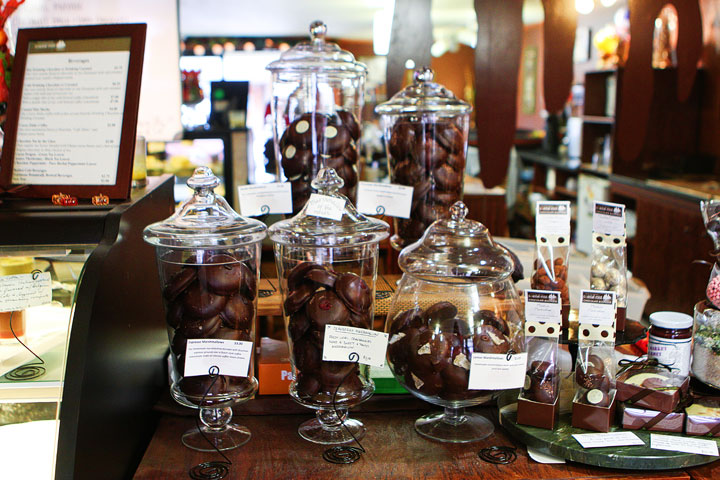 Coastal Mist Chocolate Boutique | Bandon, Oregon. This is a must stop on the Oregon Coast! Famous for their ultra decadent sipping chocolates & sipping caramels. Coastal Mist Chocolate Boutique | Bandon, Oregon. This is a must stop on the Oregon Coast! Famous for their ultra decadent sipping chocolates & sipping caramels.
