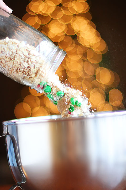 Handmade Christmas Idea: Cookie Mix in a Jar #Recipe + Free Printable Gift Tags kevinandamanda.com Handmade Christmas Idea: Cookie Mix in a Jar #Recipe + Free Printable Gift Tags kevinandamanda.com