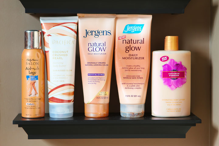 Easy DIY Bathroom Organization! Use crown molding to make shelves to organize perfumes, lotions, hairspray, etc. Neat, organized, and right at your fingertips! From kevinandamanda.com Easy DIY Bathroom Organization! Use crown molding to make shelves to organize perfumes, lotions, hairspray, etc. Neat, organized, and right at your fingertips! From kevinandamanda.com