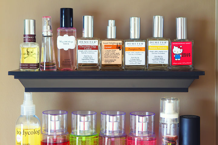 Easy DIY Bathroom Organization! Use crown molding to make shelves to organize perfumes, lotions, hairspray, etc. Neat, organized, and right at your fingertips! From kevinandamanda.com Easy DIY Bathroom Organization! Use crown molding to make shelves to organize perfumes, lotions, hairspray, etc. Neat, organized, and right at your fingertips! From kevinandamanda.com