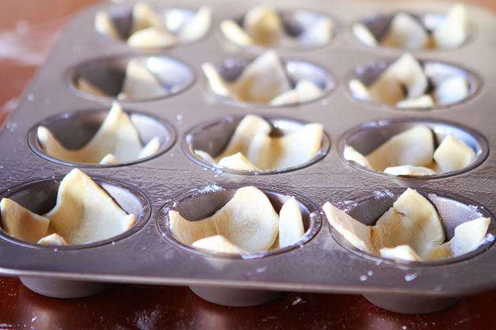 Smokey Sausage Cups Appetizer. Like Crockpot Little Smokies + Pigs in a Blanket all wrapped up in one PERFECT bite! kevinandamanda.com Smokey Sausage Cups Appetizer. Like Crockpot Little Smokies + Pigs in a Blanket all wrapped up in one PERFECT bite! kevinandamanda.com
