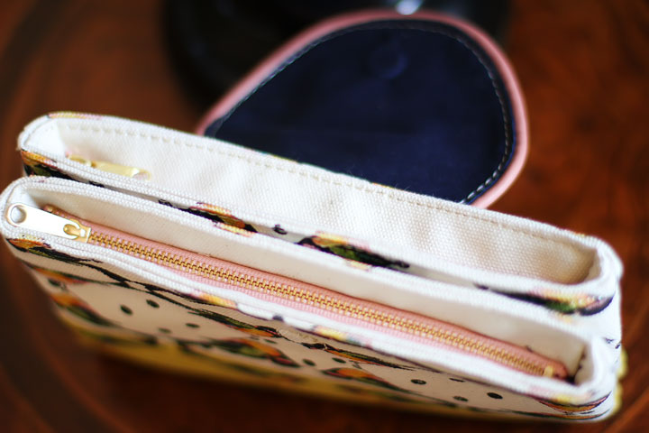 Anthropologie Perched Birds Pouch Wallet Anthropologie Perched Birds Pouch Wallet