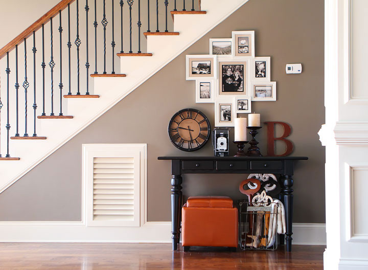 Turn that blank wall under the stairs into a photo gallery wall! Turn that blank wall under the stairs into a photo gallery wall!