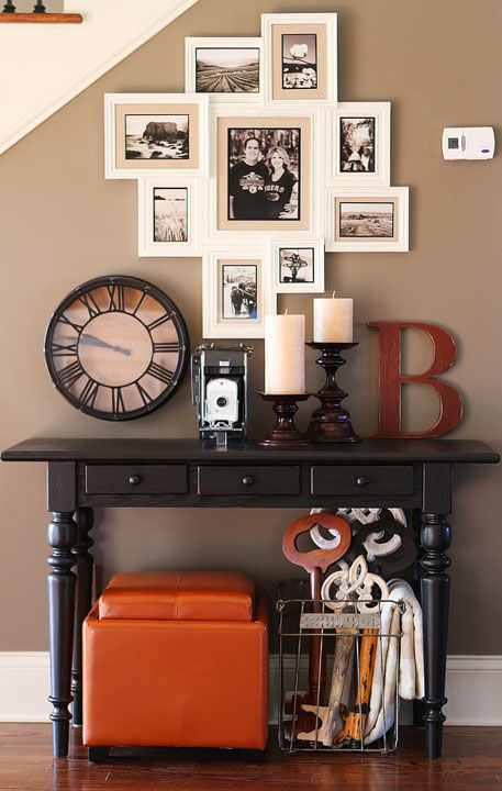 Turn that blank wall under the stairs into a photo gallery wall! Turn that blank wall under the stairs into a photo gallery wall!