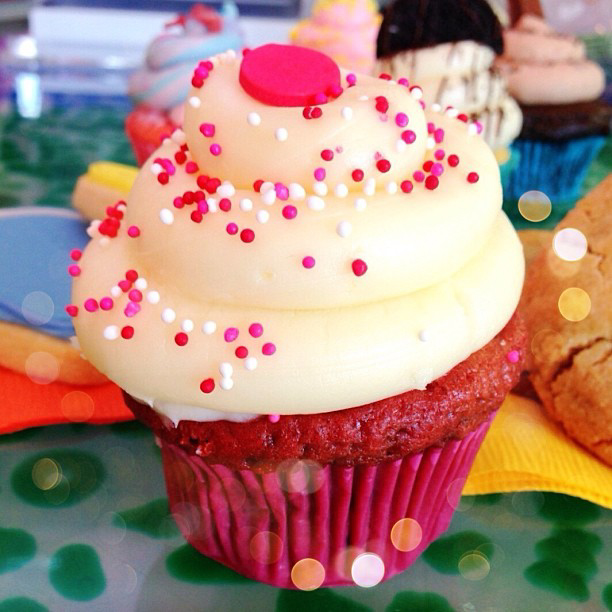 The perfect girls week in California. Cupcakes, Ice cream, and doughnuts! The perfect girls week in California. Cupcakes, Ice cream, and doughnuts!
