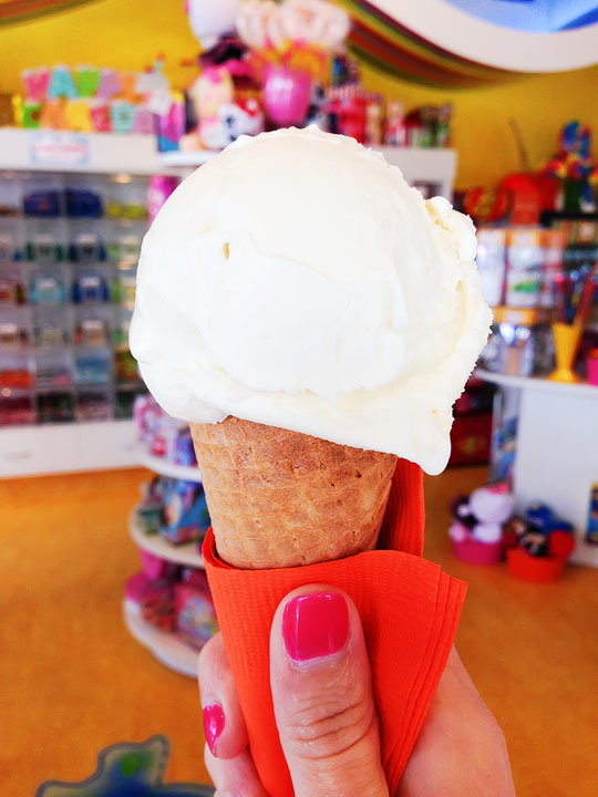 The perfect girls week in California. Cupcakes, Ice cream, and doughnuts! The perfect girls week in California. Cupcakes, Ice cream, and doughnuts!