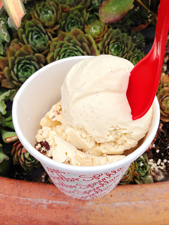 The perfect girls week in California. Cupcakes, Ice cream, and doughnuts! The perfect girls week in California. Cupcakes, Ice cream, and doughnuts!