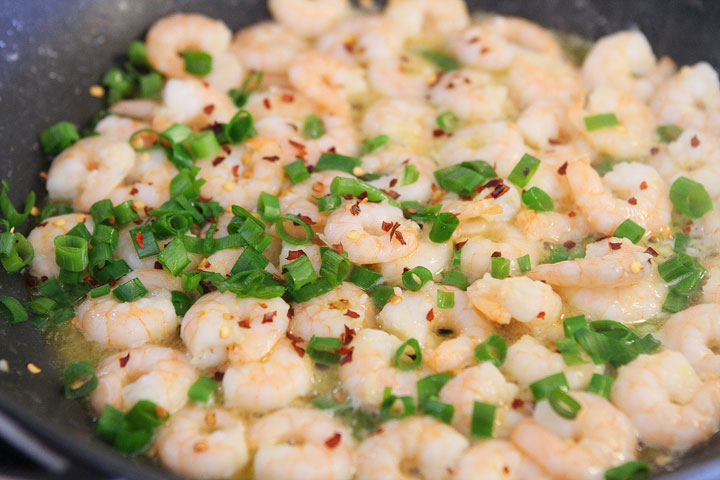 Linguine with shrimp, avocado, & parmesan cheese. Season with salt, pepper, and red pepper flakes. Easy dinner, done! Linguine with shrimp, avocado, & parmesan cheese. Season with salt, pepper, and red pepper flakes. Easy dinner, done!