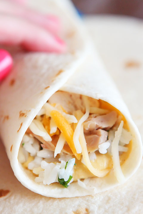 Cheesy Chicken Enchilada Style Burritos Cheesy Chicken Enchilada Style Burritos